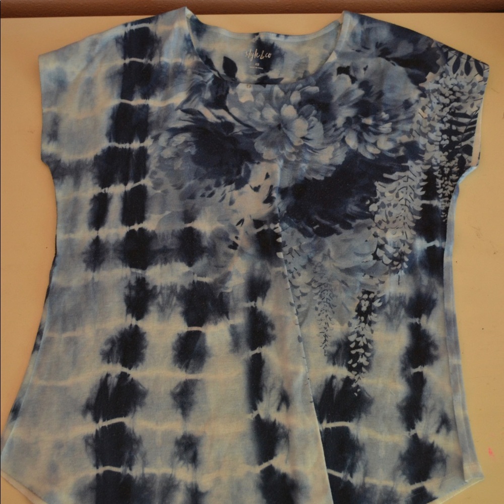 Style & Co Short Sleeved Shirt